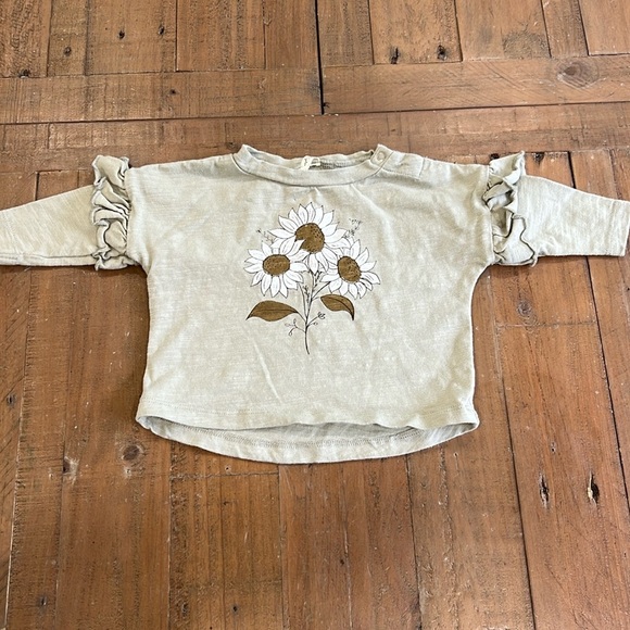 Rylee + cru sunflower long sleeve tee - Picture 1 of 6